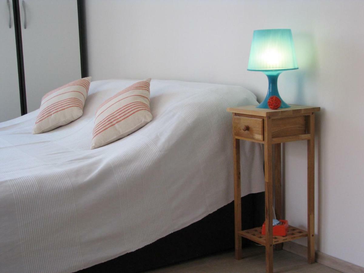 Apartments And Room Lemon วิส ภายนอก รูปภาพ